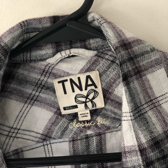 TNA Aritzia Classic Flannel Shirt - Picture 4 of 5